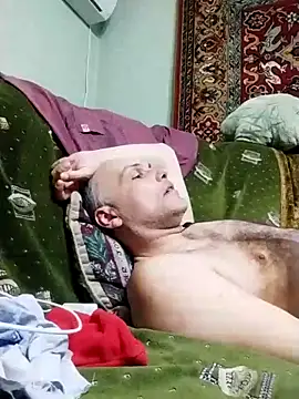 Pineapple04 online show from March 8, 2025, 8:35 pm