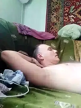 Pineapple04 online show from March 11, 2025, 6:53 am