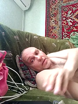 Pineapple04 online show from March 6, 2026, 11:28 am