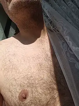 Pineapple04 online show from July 13, 2026, 4:37 am
