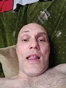 Pineapple04 online show from July 17, 2026, 5:51 pm