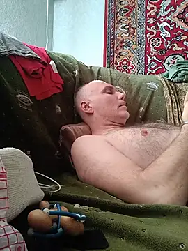 Pineapple04 online show from July 27, 2026, 4:52 am