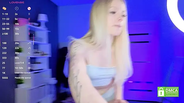 Snapshot of aneta_alisha chatting on November 28, 2025, 12:08 pm aneta alisha online show from November 28, 2025, 12:08 pm