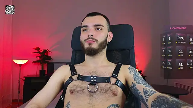 Snapshot of xteddy_bear chatting on January 13, 2025, 1:02 am xteddy bear online show from January 13, 2025, 1:02 am