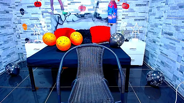 ADAM HOT online show from October 13, 2025, 9:26 pm