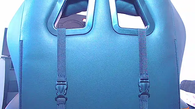 ADAM HOT online show from February 4, 2026, 9:20 pm