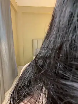 Snapshot of Mavi_Coless chatting on October 10, 2025, 12:53 am Mavi Coless online show from October 10, 2025, 12:53 am