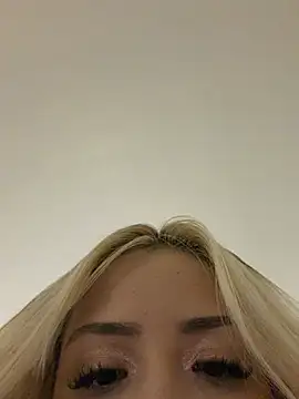 Sofy Softtt online show from June 10, 2026, 2:23 am