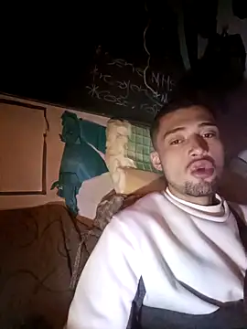 Snapshot of Suggarwhite18CM chatting on September 13, 2025, 5:40 am Suggarwhite18CM online show from September 13, 2025, 5:40 am