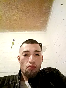 Snapshot of Suggarwhite18CM chatting on November 15, 2025, 10:12 am Suggarwhite18CM online show from November 15, 2025, 10:12 am