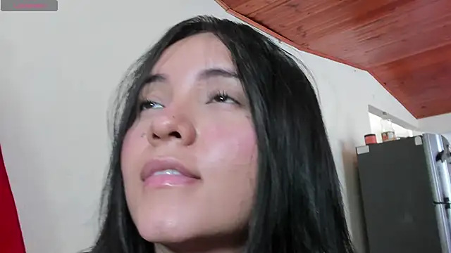Snapshot of Cuty_sexy_hot chatting on June 3, 2026, 2:33 pm Cuty sexy hot online show from June 3, 2026, 2:33 pm