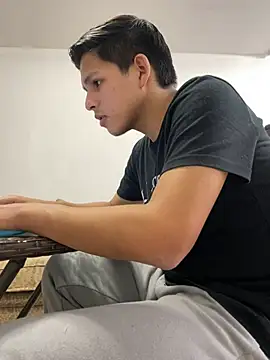 Dani202017 online show from December 17, 2024, 11:16 pm