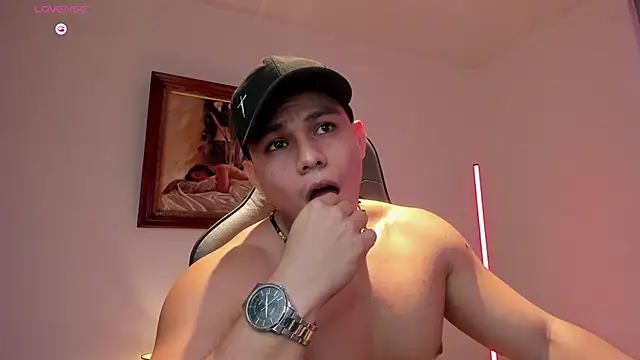 RoyConstance online show from July 18, 2026, 4:22 pm