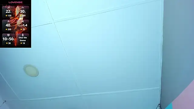 Snapshot of valentina_0_ chatting on November 1, 2025, 3:30 am valentina 0 online show from November 1, 2025, 3:30 am