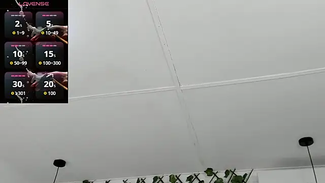 Snapshot of valentina_0_ chatting on November 19, 2025, 8:53 pm valentina 0 online show from November 19, 2025, 8:53 pm