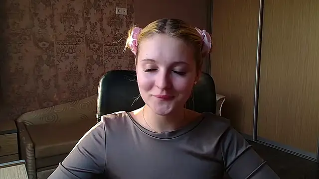 Milka kiss  online show from May 11, 2026, 4:26 pm