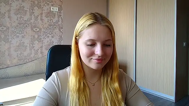 Milka kiss  online show from July 10, 2026, 1:36 pm
