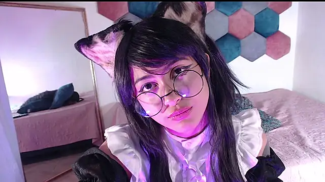 Snapshot of liz-beths chatting on February 24, 2025, 1:42 pm liz-beths online show from February 24, 2025, 1:42 pm