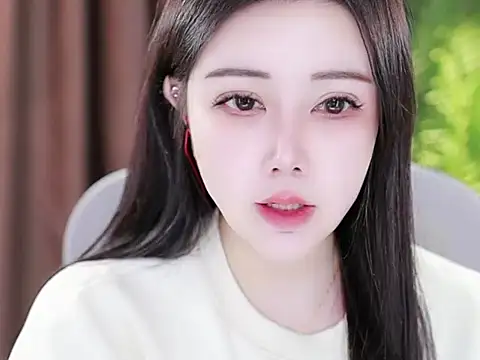 Snapshot of Qiaoqiao_ chatting on February 15, 2025, 7:06 am Qiaoqiao online show from February 15, 2025, 7:06 am