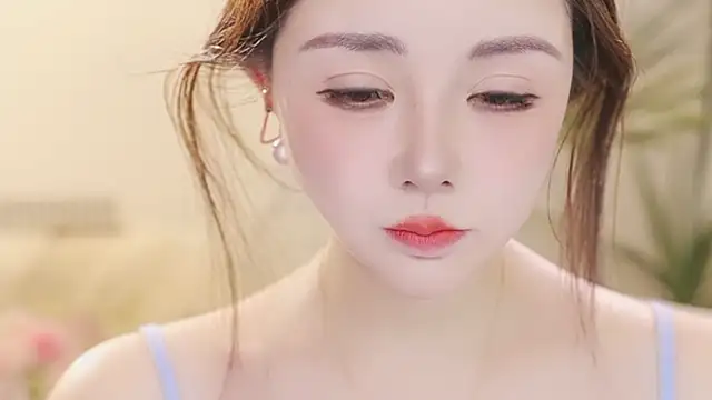 Qiaoqiao  online show from March 12, 2026, 11:05 am