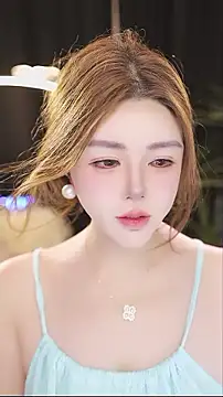 Snapshot of Qiaoqiao_ chatting on July 12, 2026, 7:49 pm Qiaoqiao online show from July 12, 2026, 7:49 pm