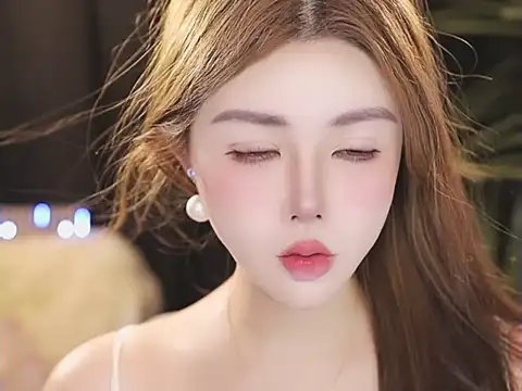 Snapshot of Qiaoqiao_ chatting on July 16, 2026, 7:20 pm Qiaoqiao online show from July 16, 2026, 7:20 pm