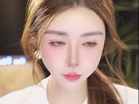 Snapshot of Qiaoqiao_ chatting on July 19, 2026, 5:38 pm Qiaoqiao online show from July 19, 2026, 5:38 pm