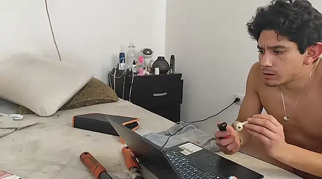 Snapshot of Anto_BWC chatting on February 7, 2025, 6:56 pm Anto BWC online show from February 7, 2025, 6:56 pm