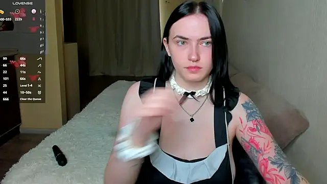 Witch Lady online show from June 17, 2026, 6:05 am