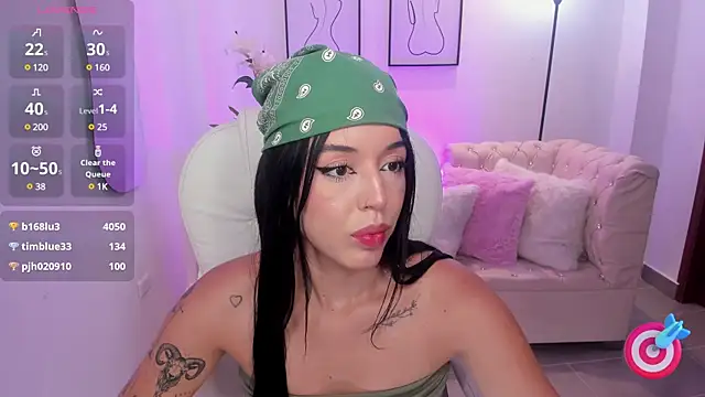 Snapshot of zoee_jackson chatting on February 13, 2025, 7:10 pm zoee jackson online show from February 13, 2025, 7:10 pm