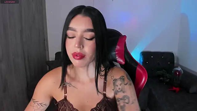 Snapshot of zoee_jackson chatting on May 10, 2026, 3:33 am zoee jackson online show from May 10, 2026, 3:33 am