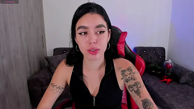 Snapshot of zoee_jackson chatting on May 16, 2026, 5:12 pm zoee jackson online show from May 16, 2026, 5:12 pm