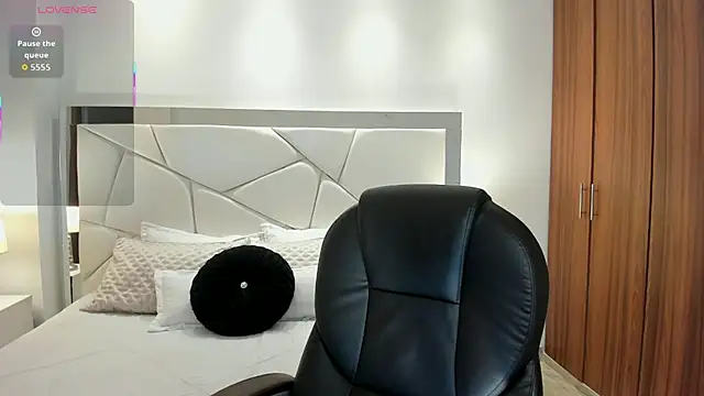 Snapshot of zoee_jackson chatting on May 28, 2026, 7:22 pm zoee jackson online show from May 28, 2026, 7:22 pm