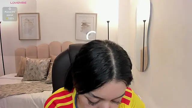 Snapshot of zoee_jackson chatting on July 7, 2026, 6:23 pm zoee jackson online show from July 7, 2026, 6:23 pm