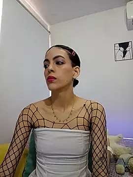 Snapshot of LilitRobins chatting on July 7, 2026, 8:35 pm LilitRobins online show from July 7, 2026, 8:35 pm