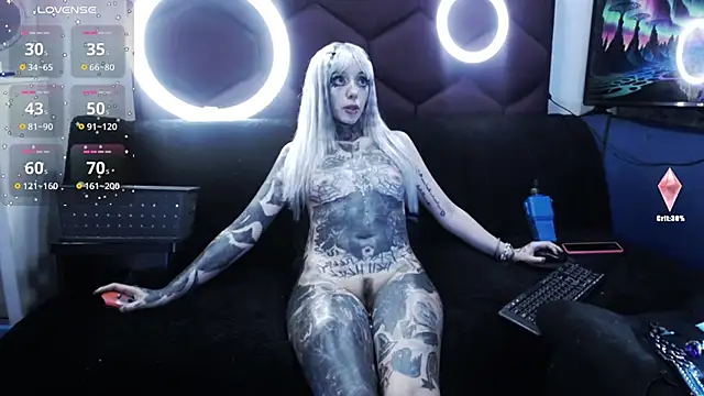 Snapshot of TyphoidMary chatting on March 21, 2025, 2:50 am TyphoidMary online show from March 21, 2025, 2:50 am