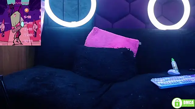 Snapshot of TyphoidMary chatting on November 22, 2025, 7:13 pm TyphoidMary online show from November 22, 2025, 7:13 pm