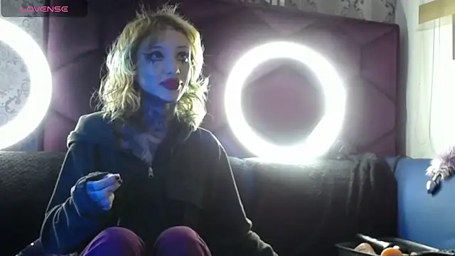 Snapshot of TyphoidMary chatting on July 9, 2026, 2:48 am TyphoidMary online show from July 9, 2026, 2:48 am