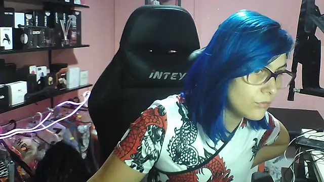 Snapshot of sukii93 chatting on October 4, 2025, 8:18 pm sukii93 online show from October 4, 2025, 8:18 pm