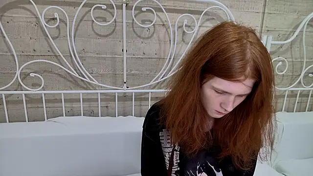 ZaynGraham online show from December 14, 2025, 4:01 pm