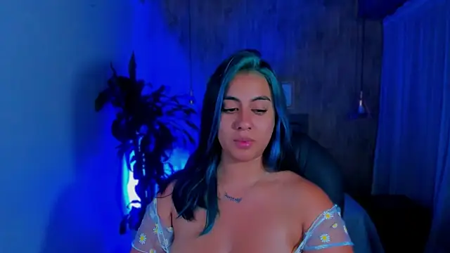 Xisu  online show from December 16, 2024, 6:53 am