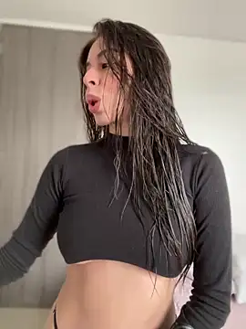 AmmyCollinsW online show from February 7, 2025, 5:51 pm