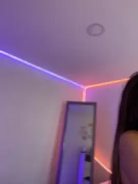 AmmyCollinsW online show from December 19, 2025, 3:19 pm