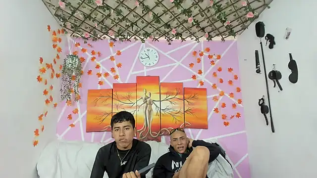 Fresahot2005 online show from March 11, 2025, 3:45 pm