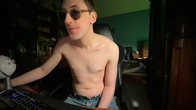 Snapshot of Stefisexy91 chatting on January 17, 2025, 12:10 am Stefisexy91 online show from January 17, 2025, 12:10 am