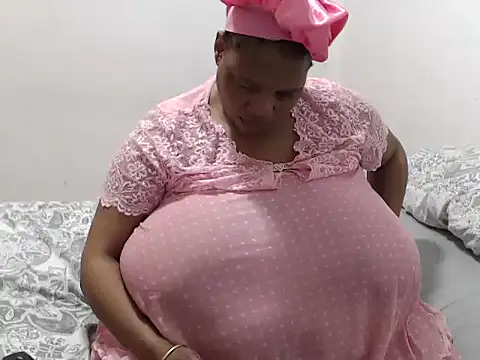 Snapshot of Bustyslave48 chatting on July 1, 2026, 8:38 am Bustyslave48 online show from July 1, 2026, 8:38 am
