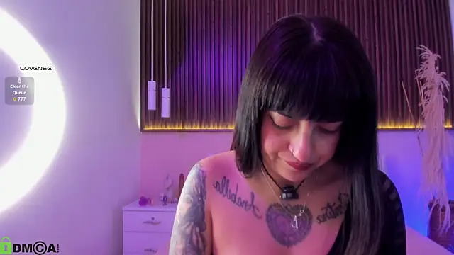 Snapshot of Liz_grey_ chatting on June 10, 2026, 10:08 pm Liz grey online show from June 10, 2026, 10:08 pm