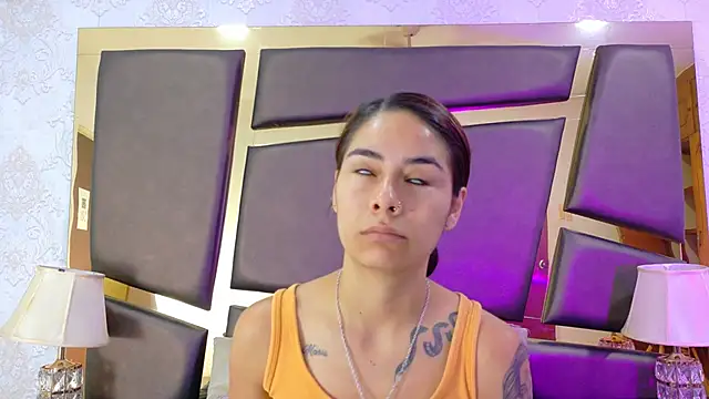 Snapshot of NicoleEsposito chatting on October 21, 2025, 12:50 pm NicoleEsposito online show from October 21, 2025, 12:50 pm