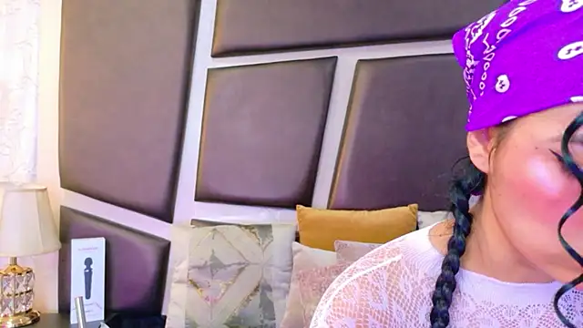 NicoleEsposito online show from July 28, 2026, 2:13 pm