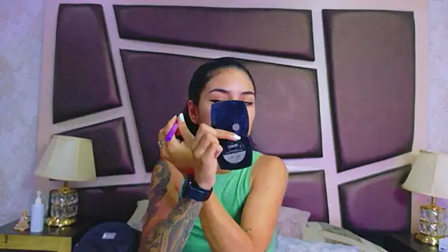 NicoleEsposito online show from August 3, 2026, 1:05 pm
